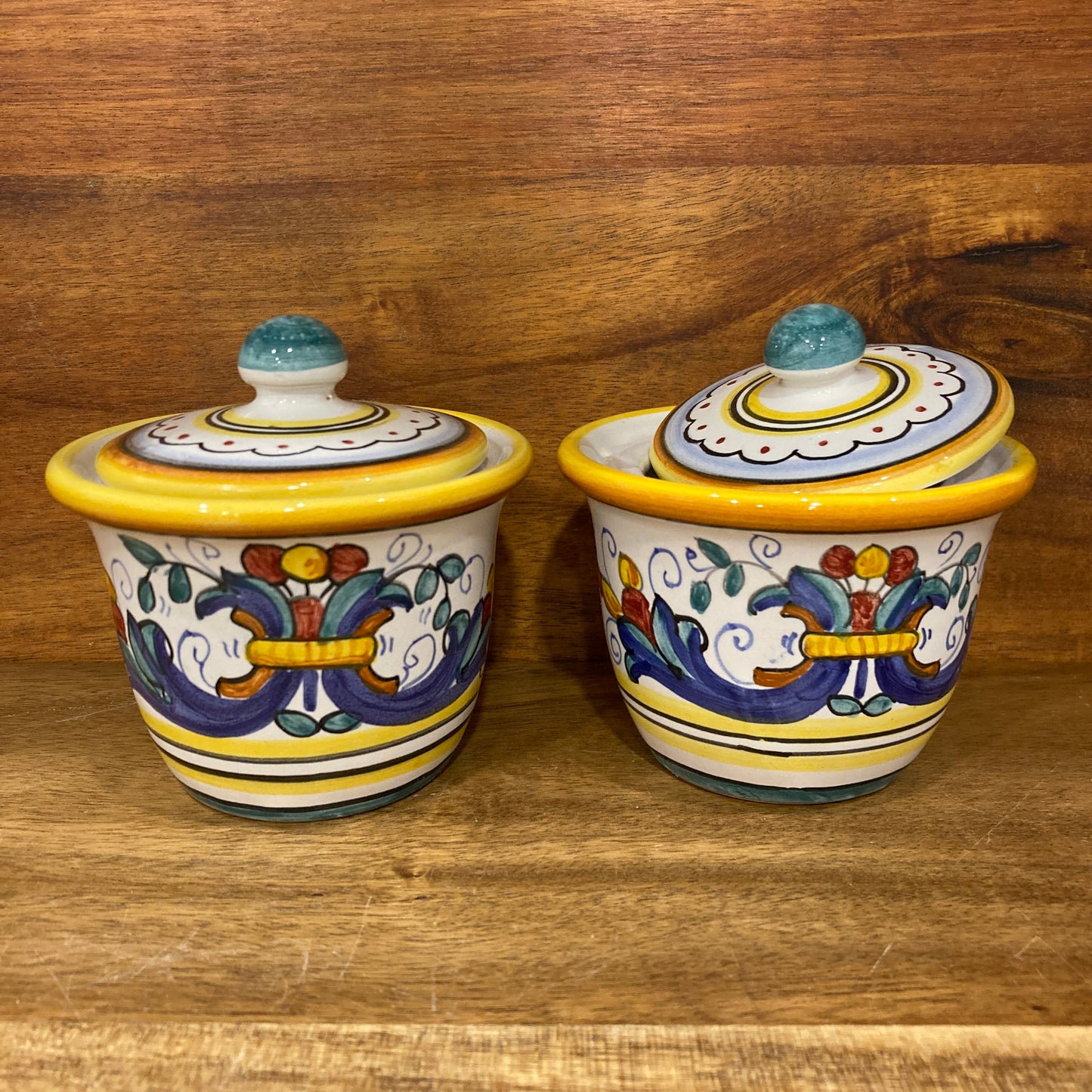 Ricco Deruta Majolica Italian Ceramic Small Condiment Spice Jars Set of 2
