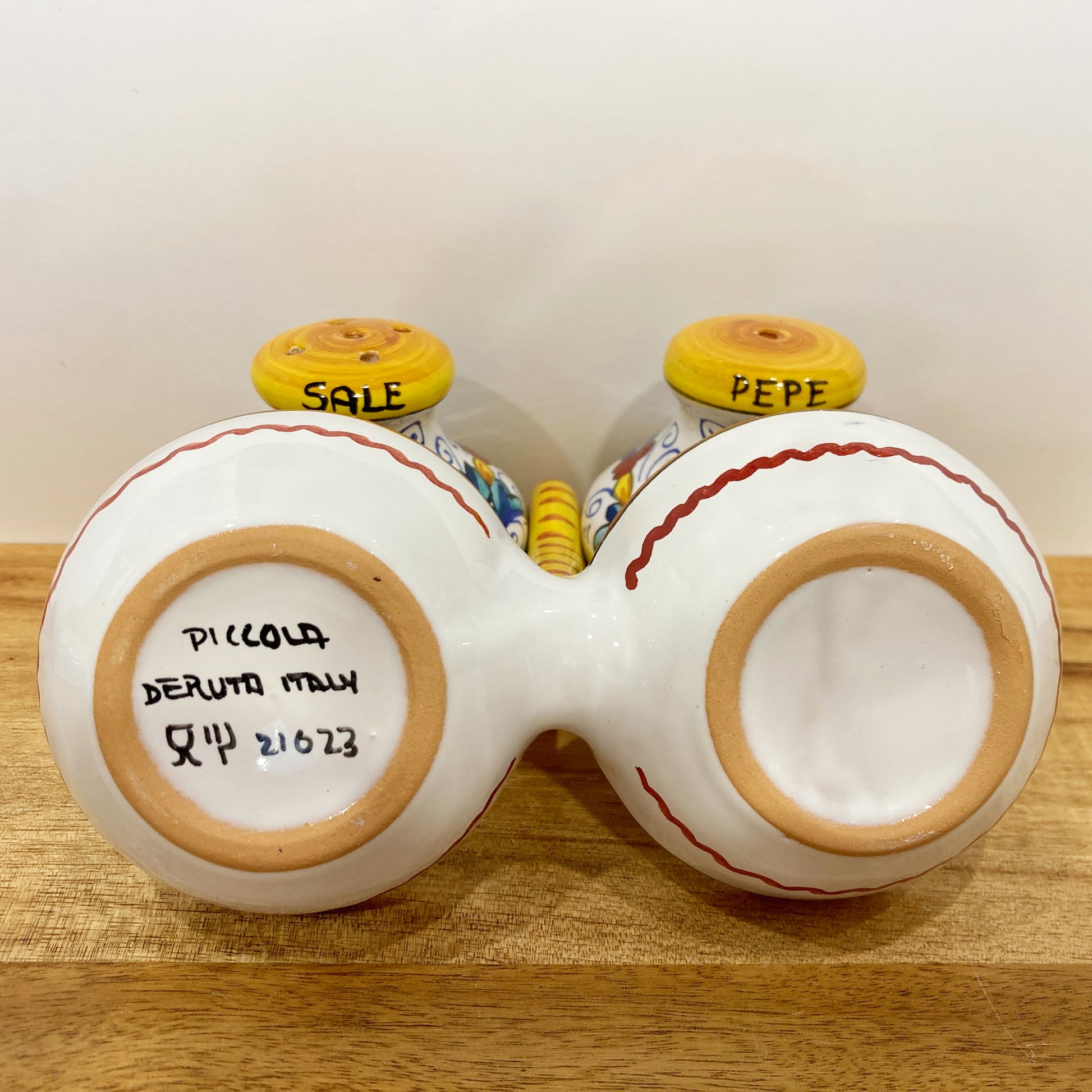 Ricco Deruta Majolica Italian Ceramic Salt and Pepper Shaker Set at Piccola The Italian Gift Co. 2